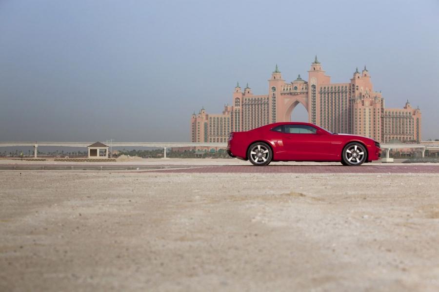  Chevrolet Camaro 2010 года  (фото 34 из 370)
